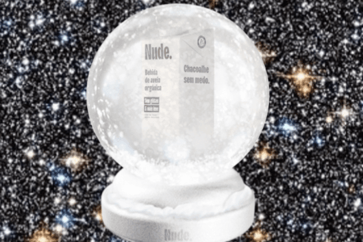 Cover Image for Qual o impacto ambiental de uma árvore de natal cheia de presentes?